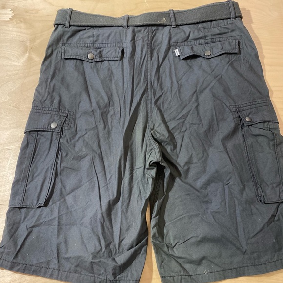Levi Strauss Cargo Style Shorts with Canvas Belt size 38 (BK) - Picture 11 of 12